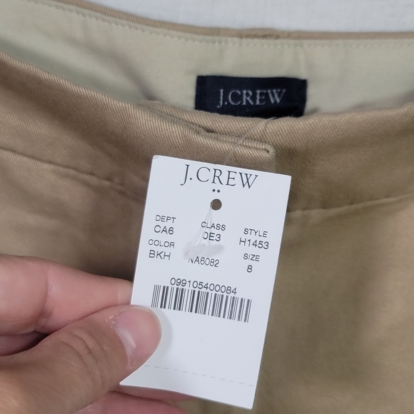J.CREW 5INCH KHAKI SHORT, SZ 8 - Picture 6 of 12